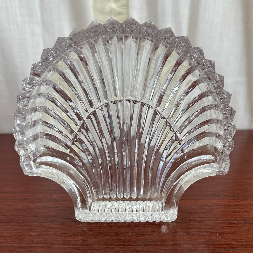 Elegant small Waterford Crystal  Shell Decor